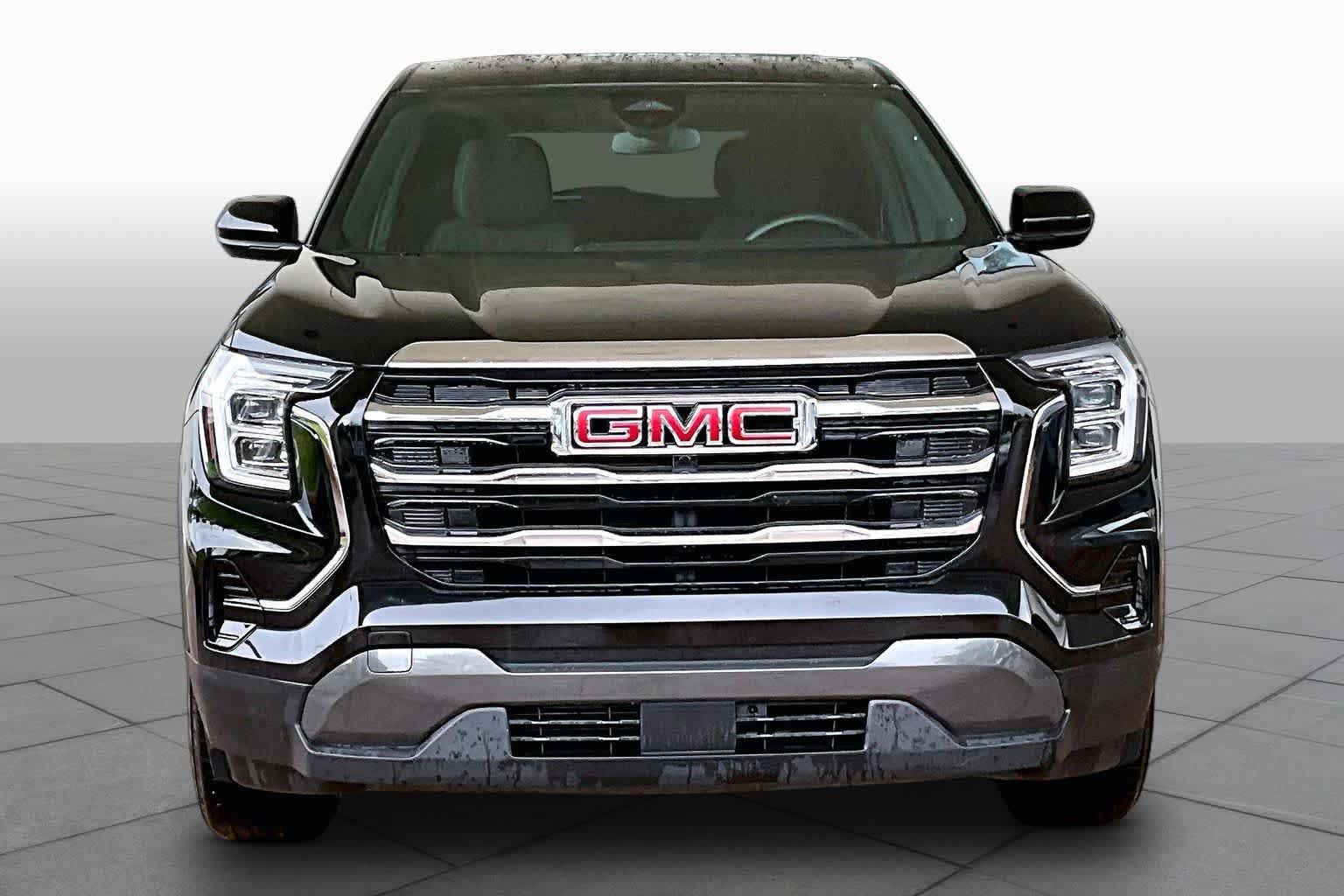 Used 2025 GMC Terrain Elevation FWD image 4