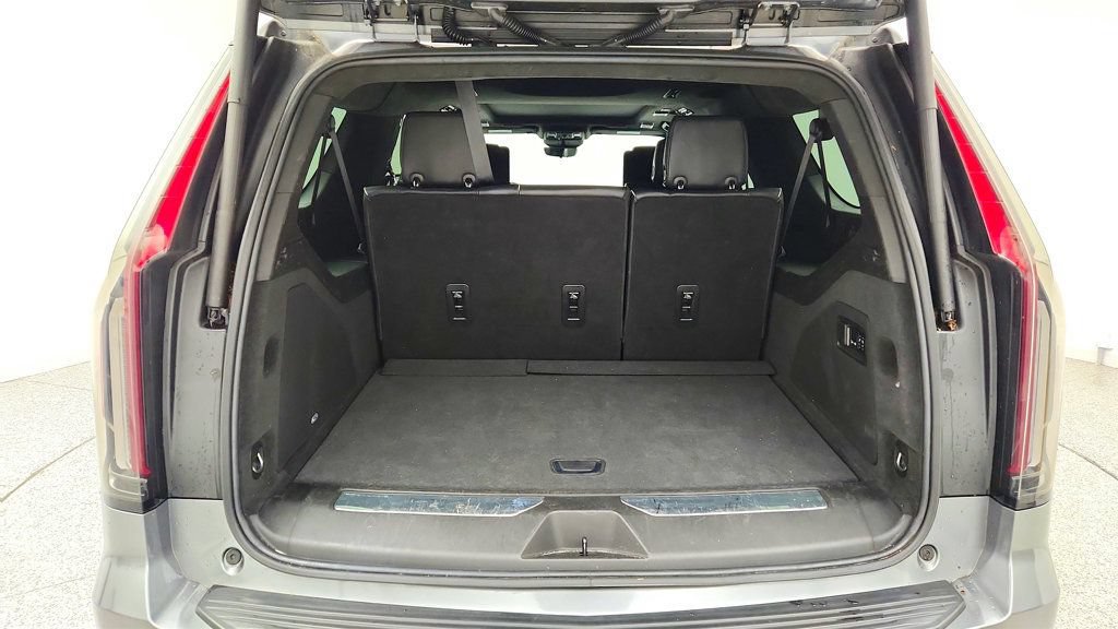 Used 2021 Cadillac Escalade ESV Premium Luxury Platinum w/ Heavy-Duty Trailer Package AWD/4WD image 26