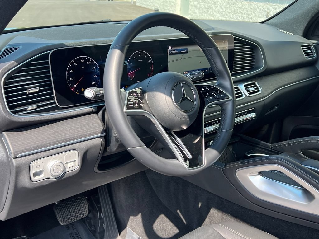 Used 2025 Mercedes-Benz GLE 350 4MATIC image 16