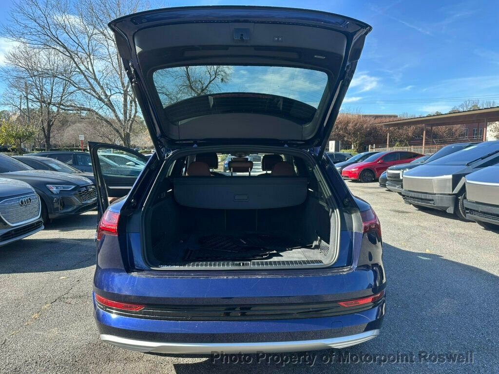Used 2022 Audi e-tron Premium w/ Interior Protection Package image 26
