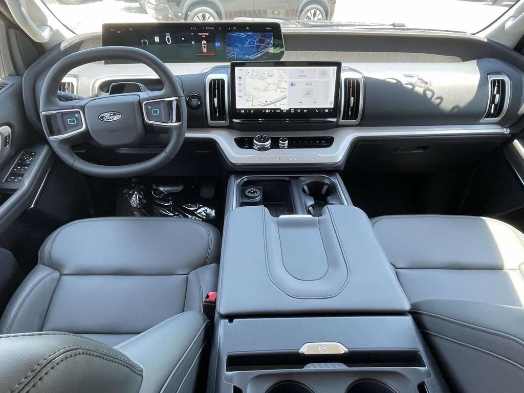 New 2026 Ford Expedition Active RWD image 11