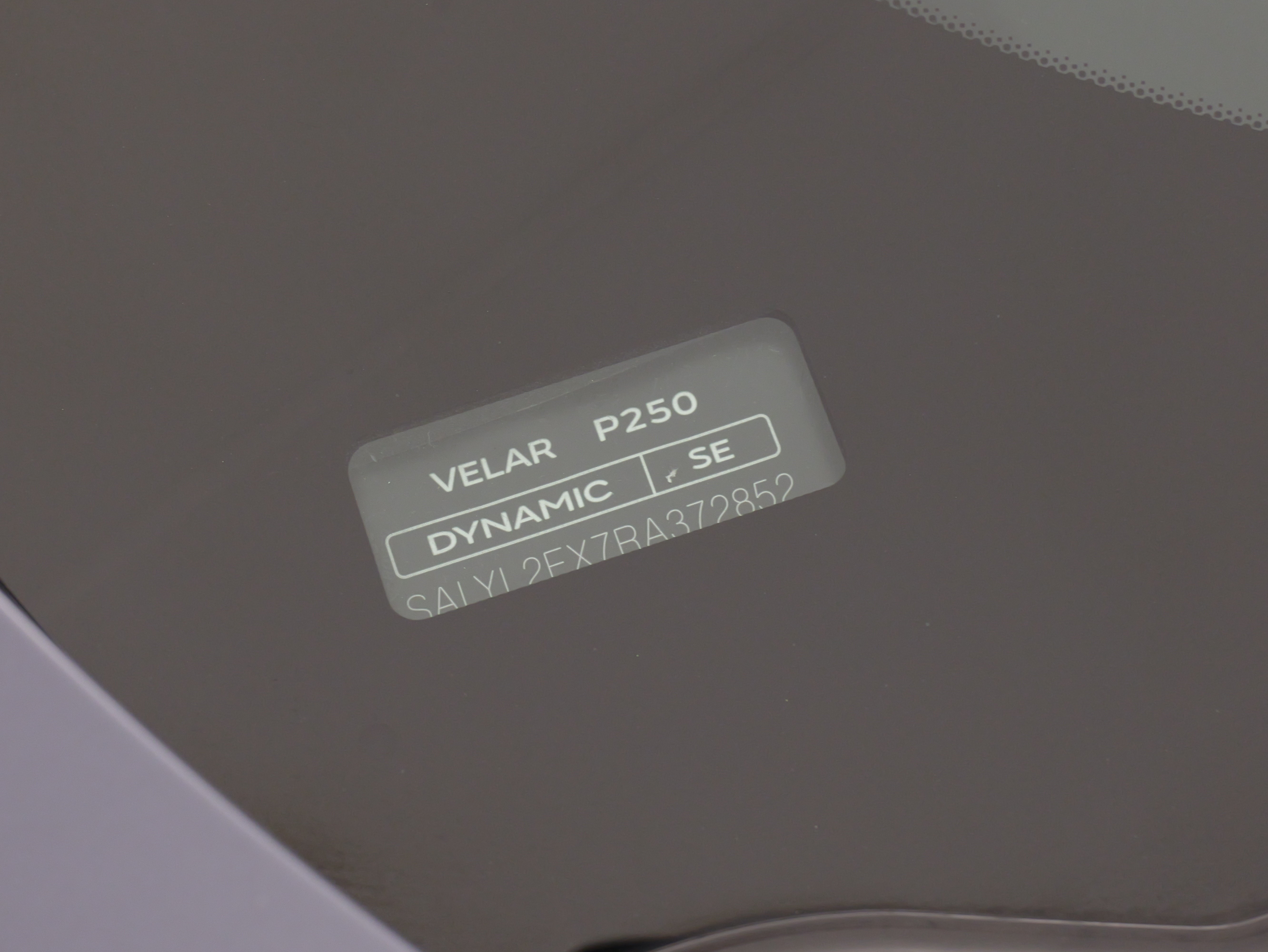 Used 2024 Land Rover Range Rover Velar Dynamic SE AWD/4WD image 54