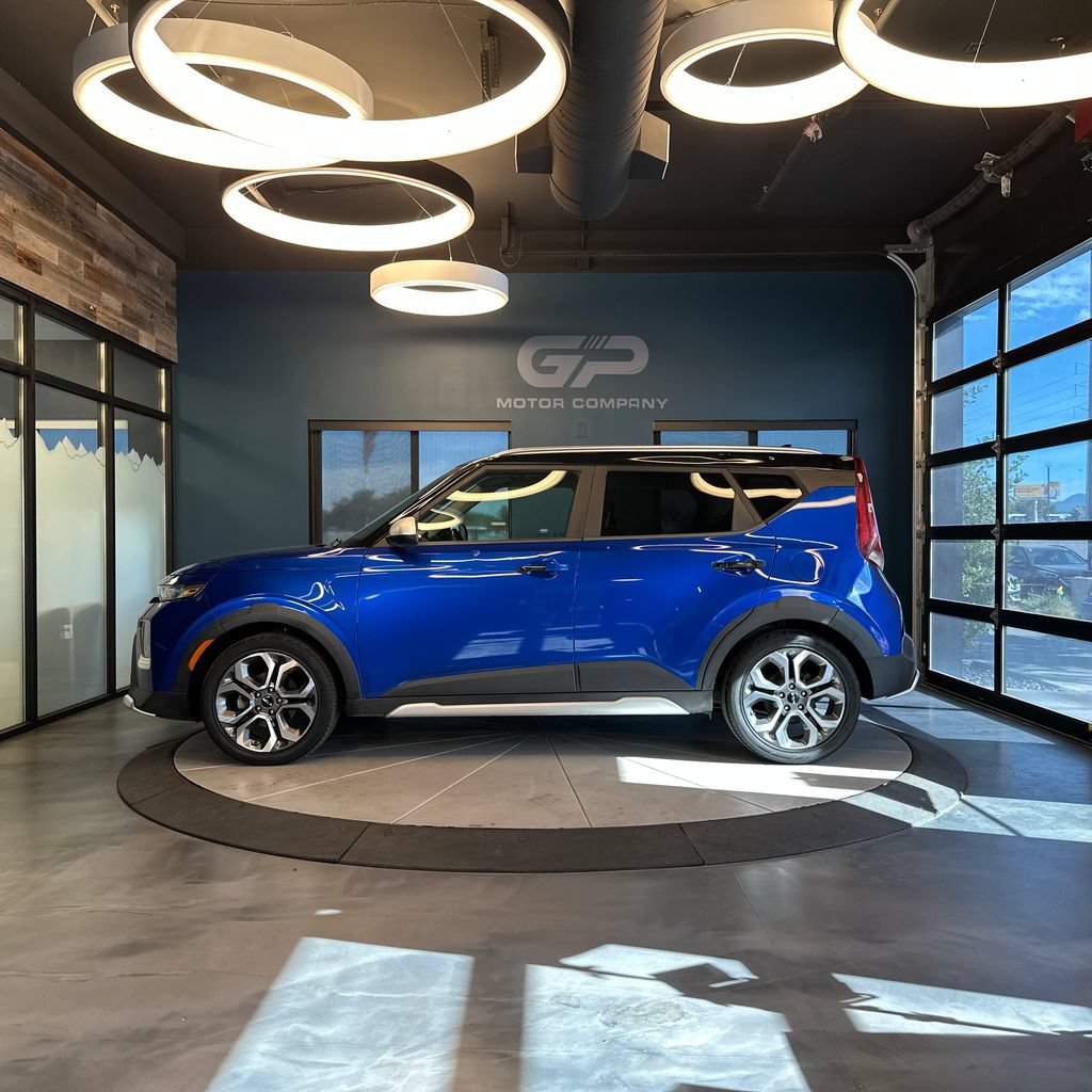 Used 2022 Kia Soul X-Line FWD image 6