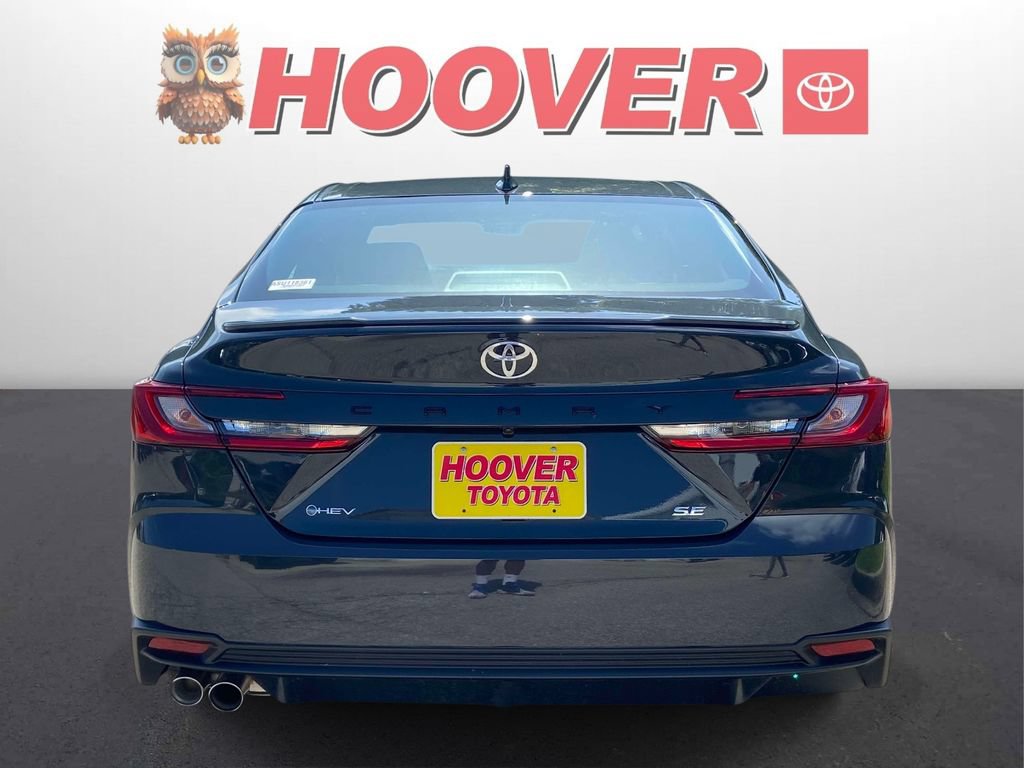 Used 2025 Toyota Camry SE FWD image 9