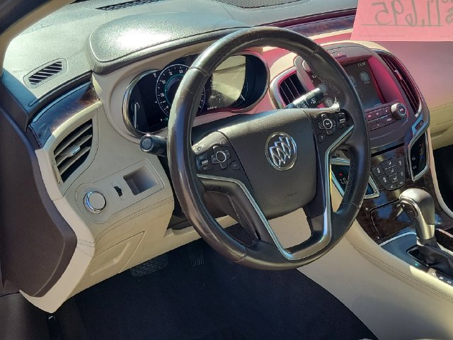 Used 2015 Buick LaCrosse FWD image 11