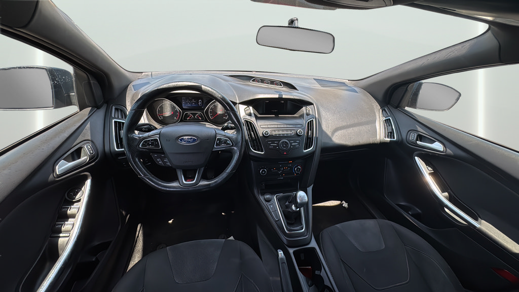 Used 2018 Ford Focus ST FWD image 15