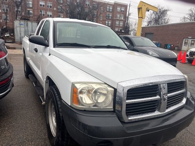 Used 2006 Dodge Dakota ST image 9