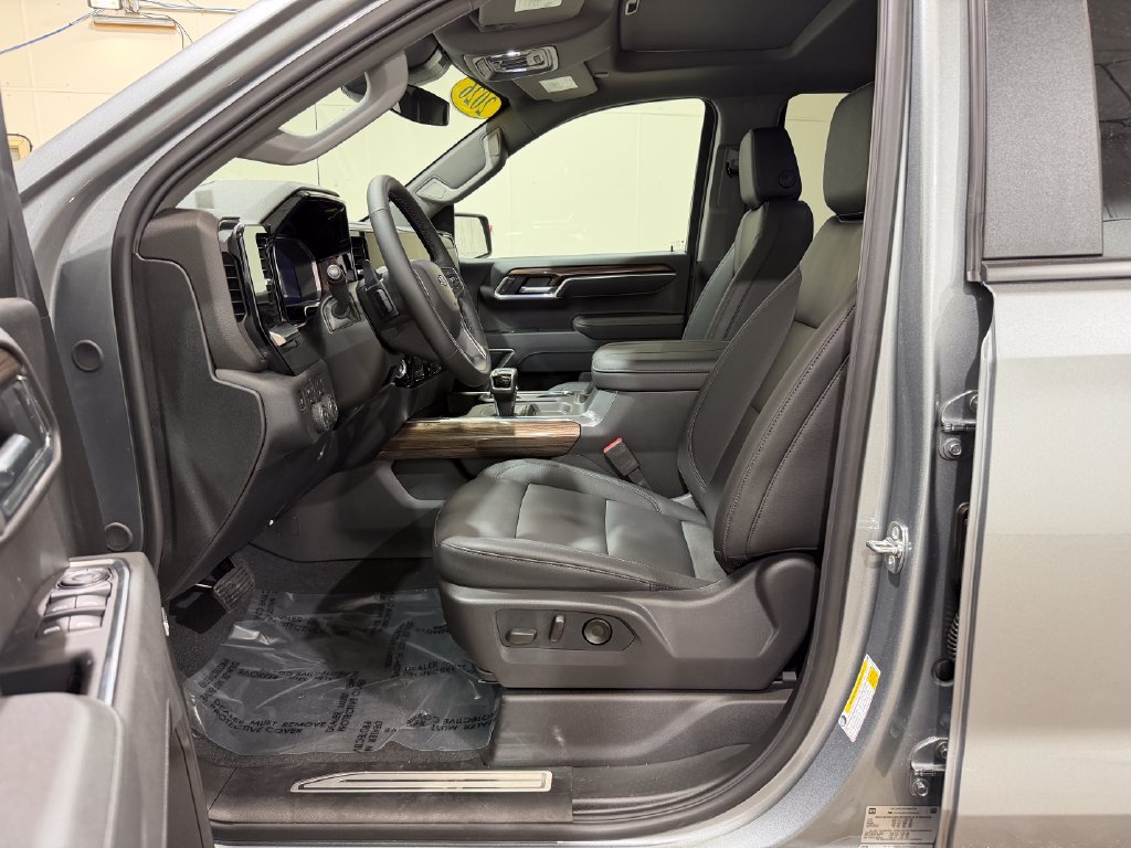 New 2026 Chevrolet Silverado 1500 RST w/ Safety Package AWD/4WD image 25