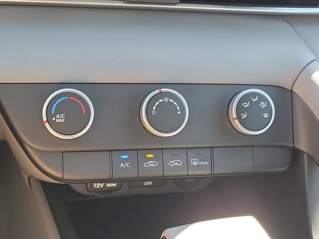 New 2026 Hyundai Elantra SE image 9