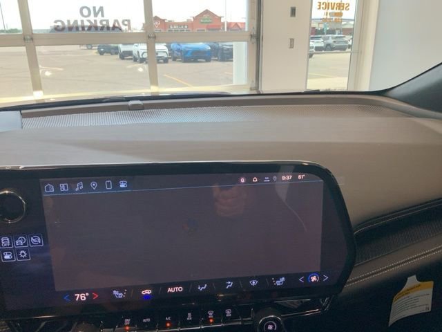 New 2025 Chevrolet Blazer EV LT AWD/4WD image 36