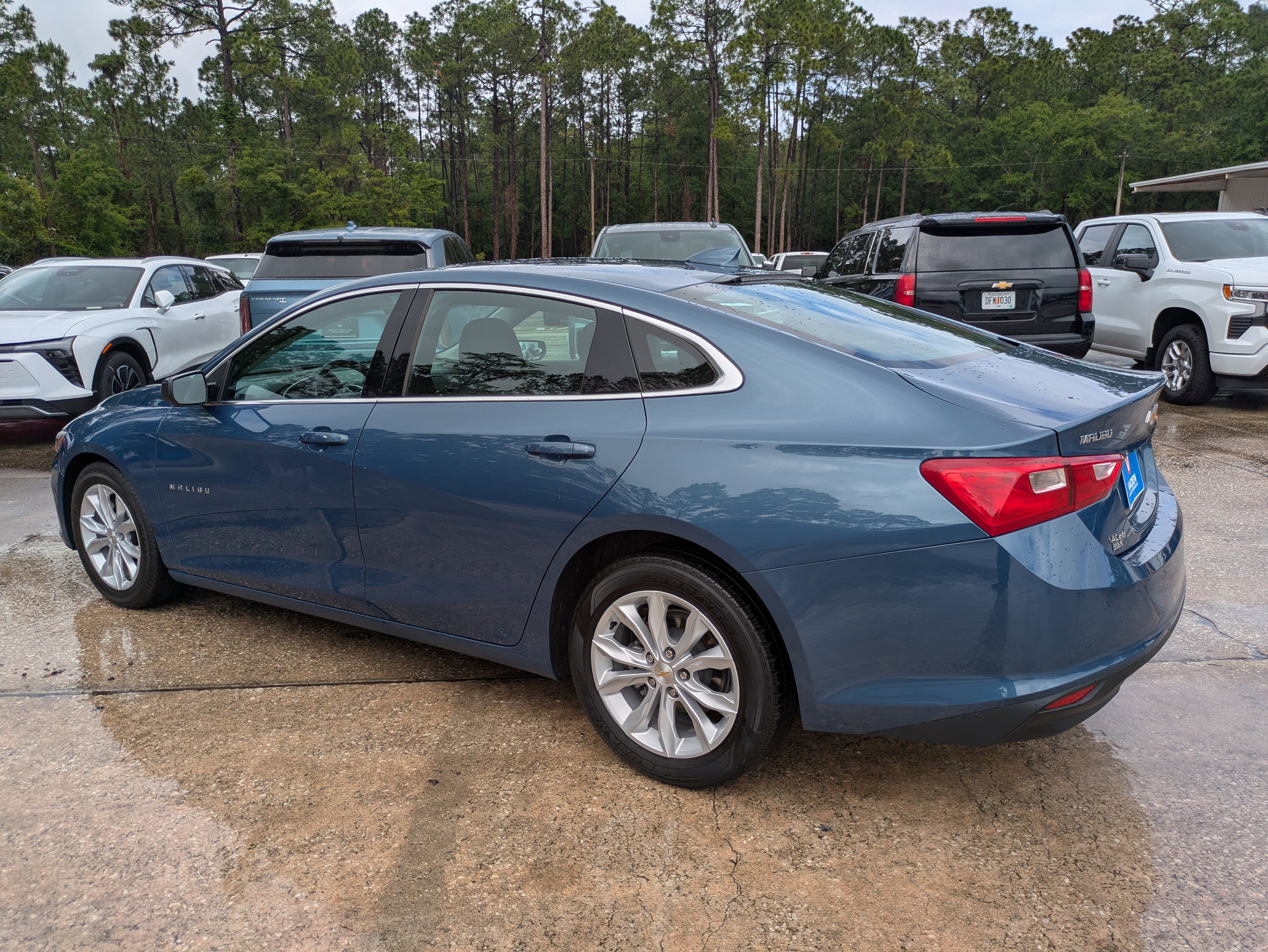 Used 2025 Chevrolet Malibu LT FWD image 25