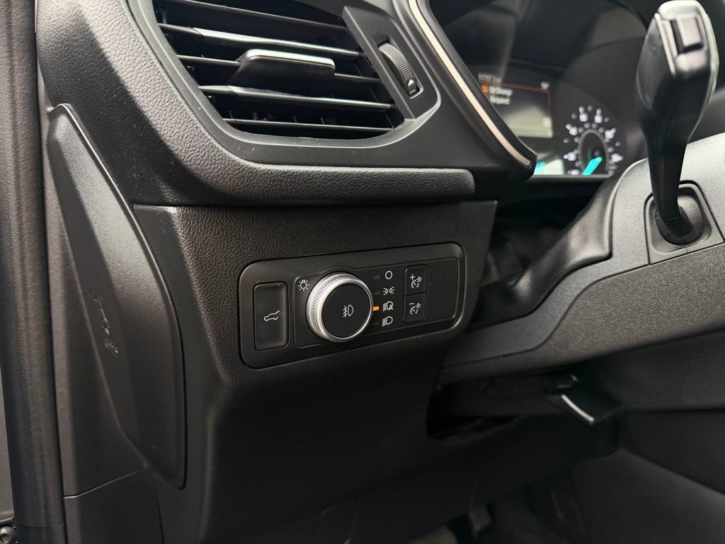 Used 2022 Ford Escape SEL AWD/4WD image 13