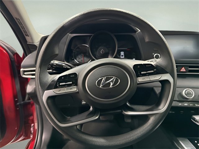 Used 2023 Hyundai Elantra SE image 15