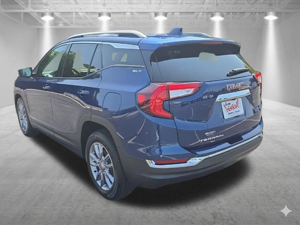 Certified 2022 GMC Terrain SLT FWD image 9