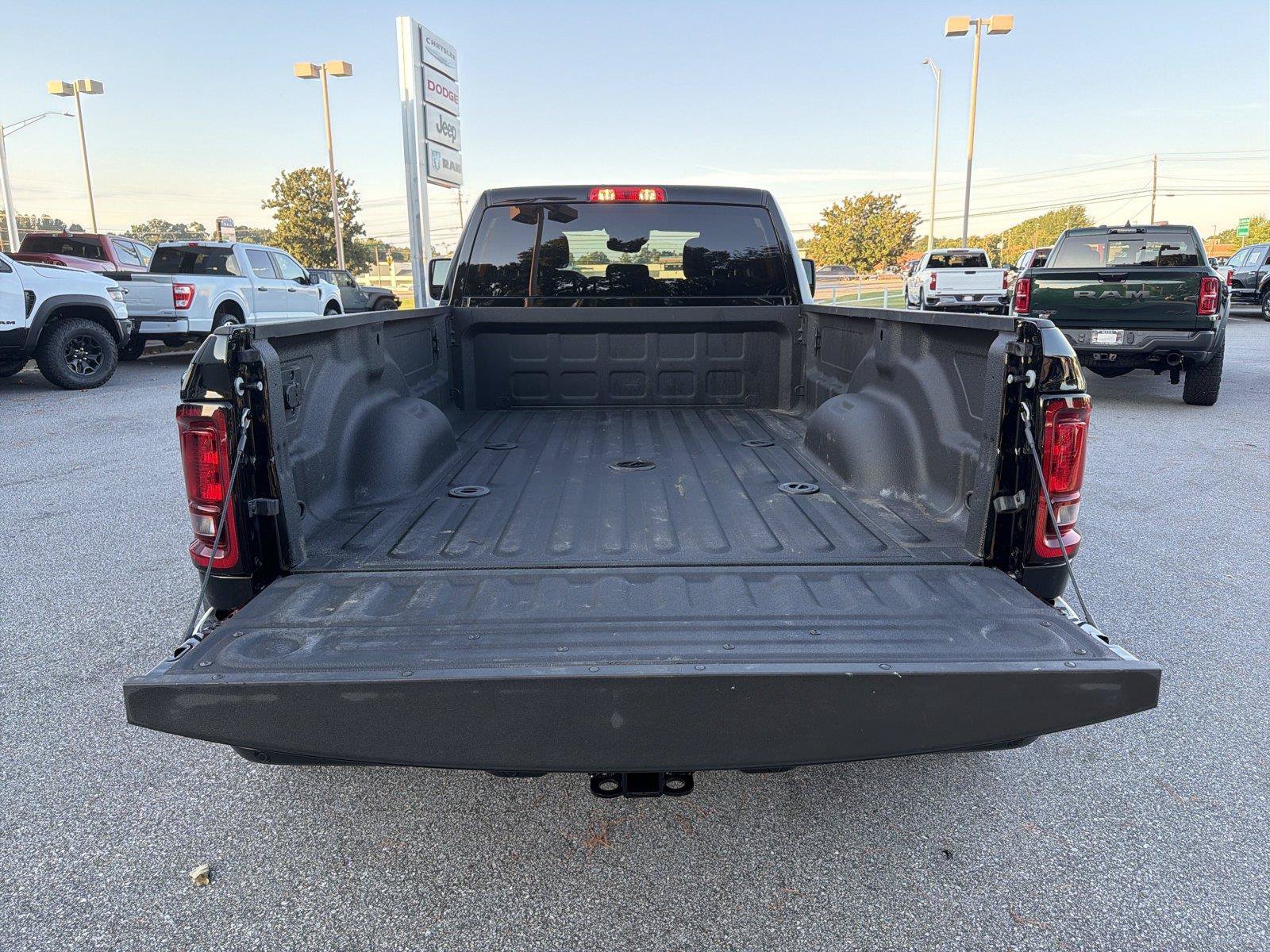Used 2026 RAM 3500 Big Horn AWD/4WD image 17