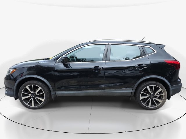 Used 2017 Nissan Rogue Sport SL AWD/4WD image 9