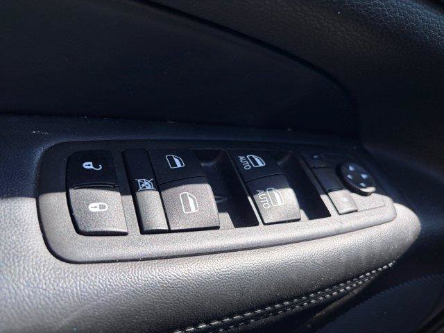 Used 2022 Jeep Grand Cherokee Limited AWD/4WD image 8