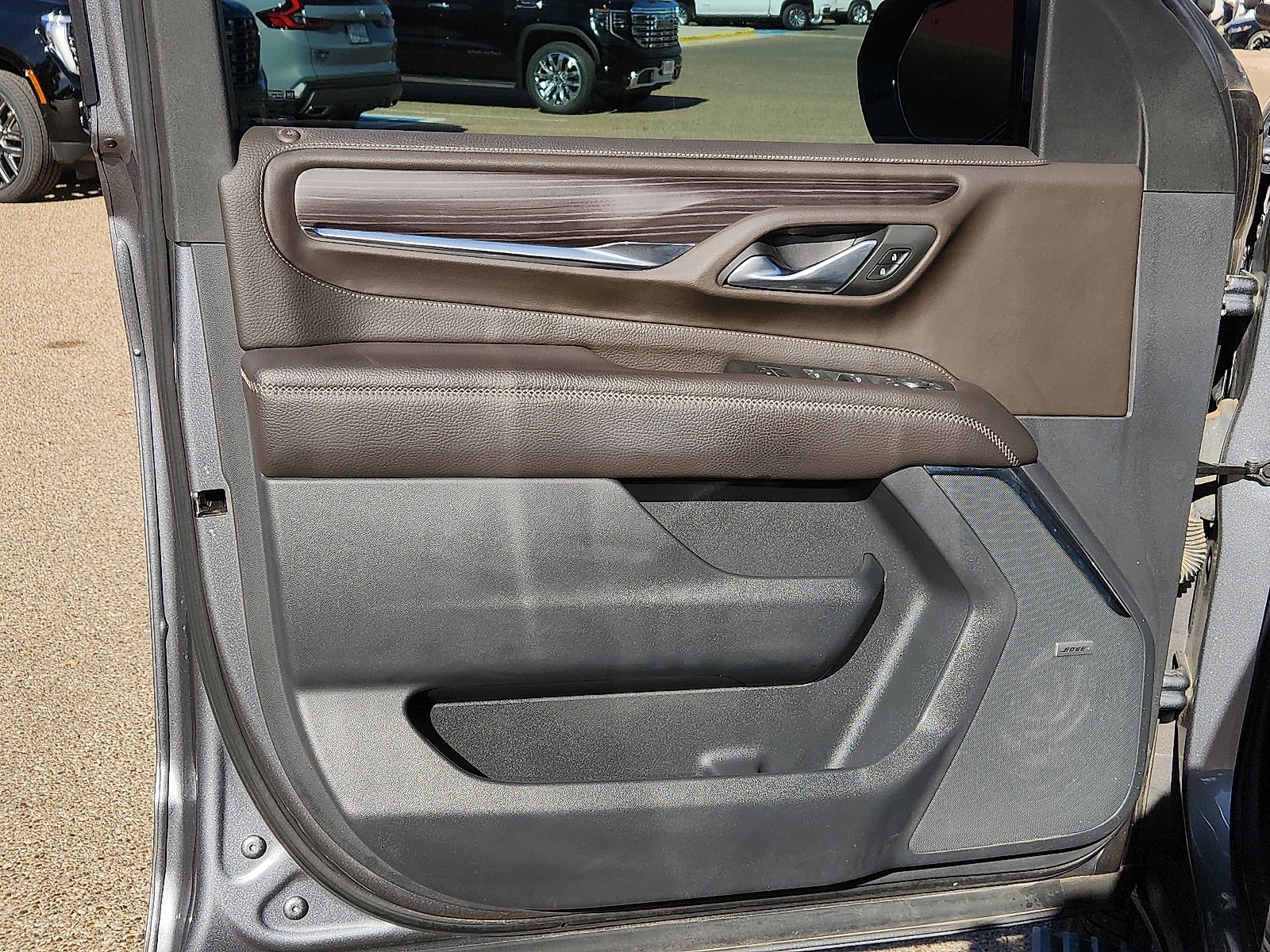 Used 2022 GMC Yukon XL Denali w/ Max Trailering Package image 12