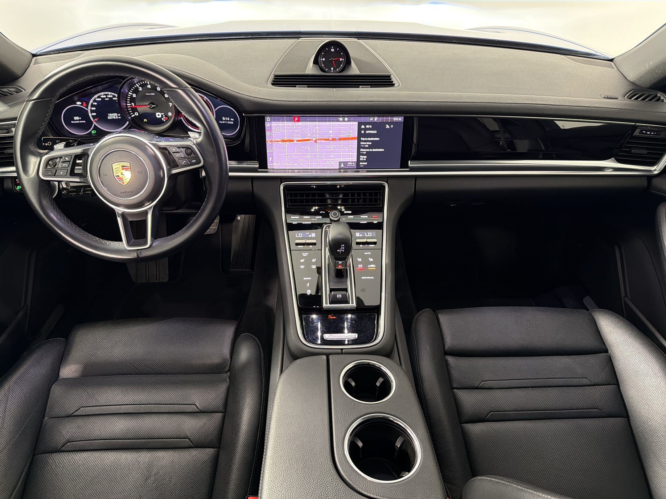 Certified 2019 Porsche Panamera image 16