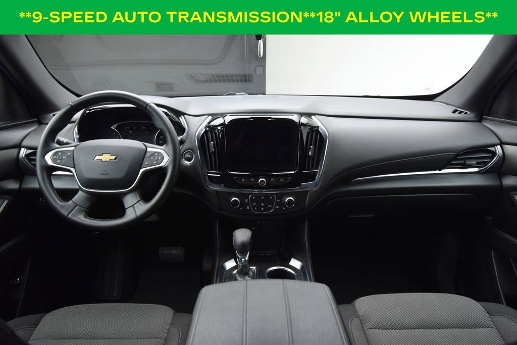 Used 2023 Chevrolet Traverse LT image 4