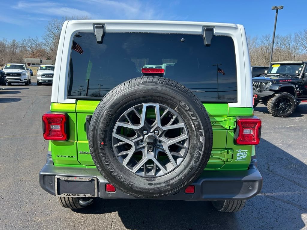 New 2026 Jeep Wrangler Unlimited Sahara w/ Whitecap Package AWD/4WD image 4