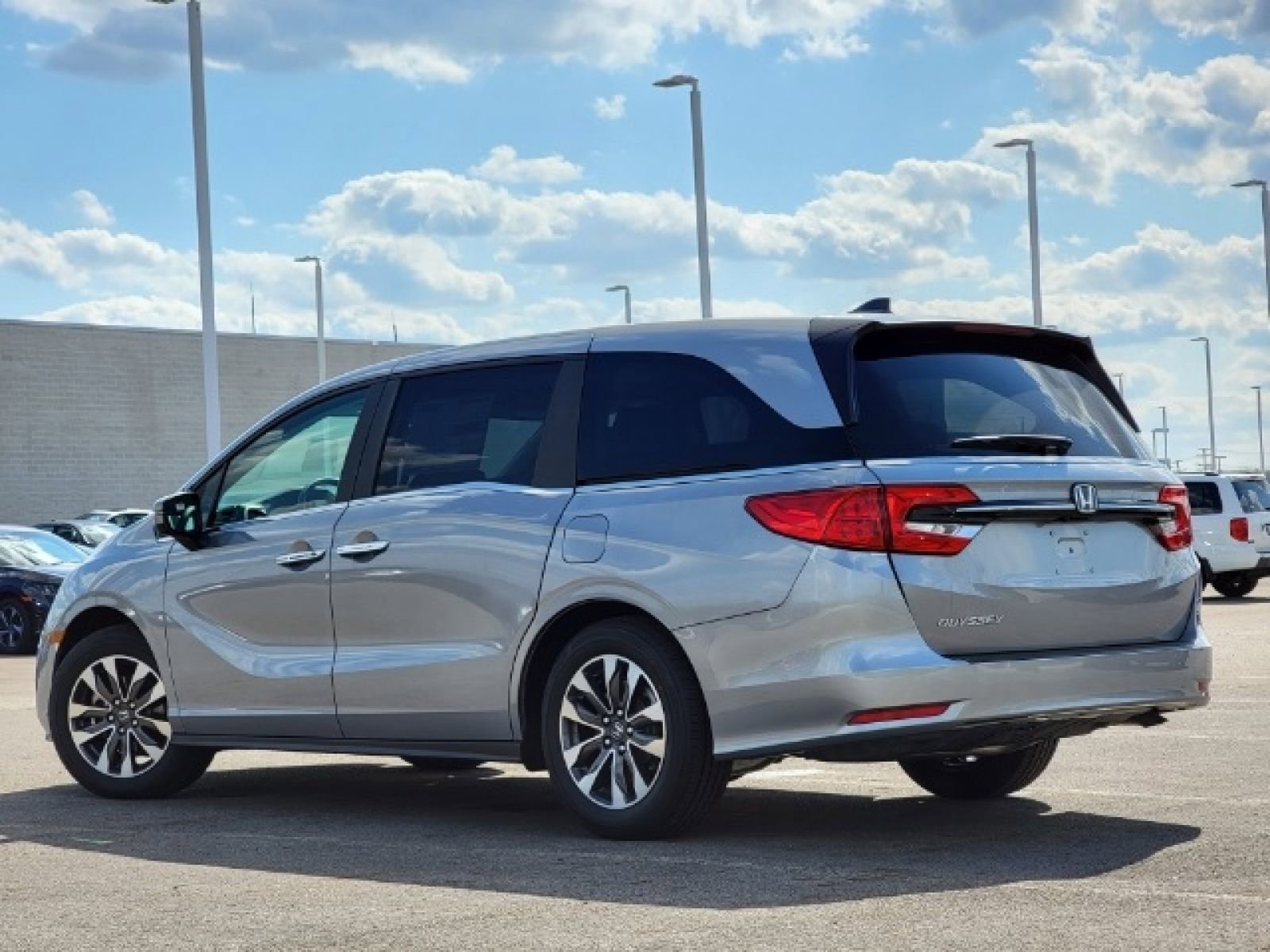 Used 2023 Honda Odyssey EX-L image 6