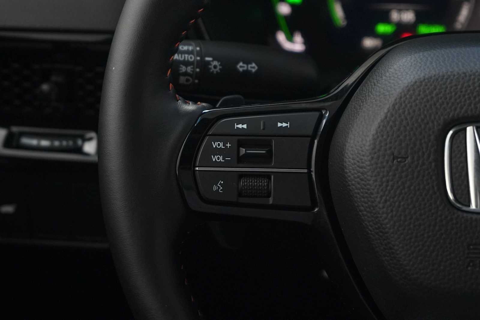 Certified 2026 Honda CR-V Sport Touring image 17