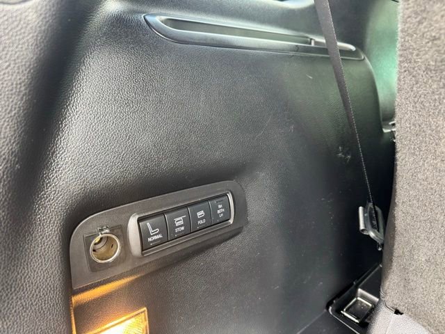 Used 2017 Ford Explorer Limited w/ Equipment Group 303A image 12