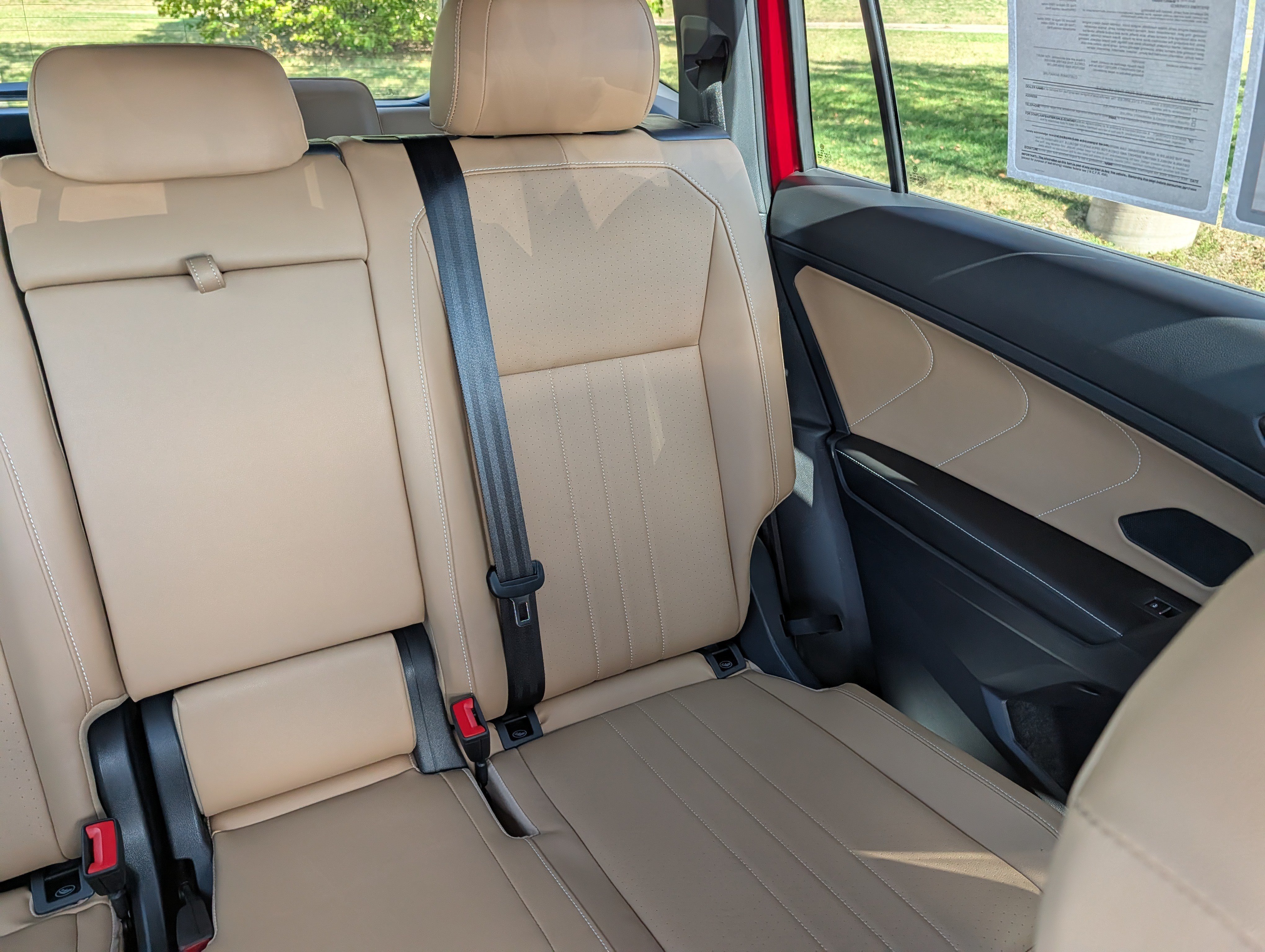 Certified 2023 Volkswagen Tiguan SE FWD image 14