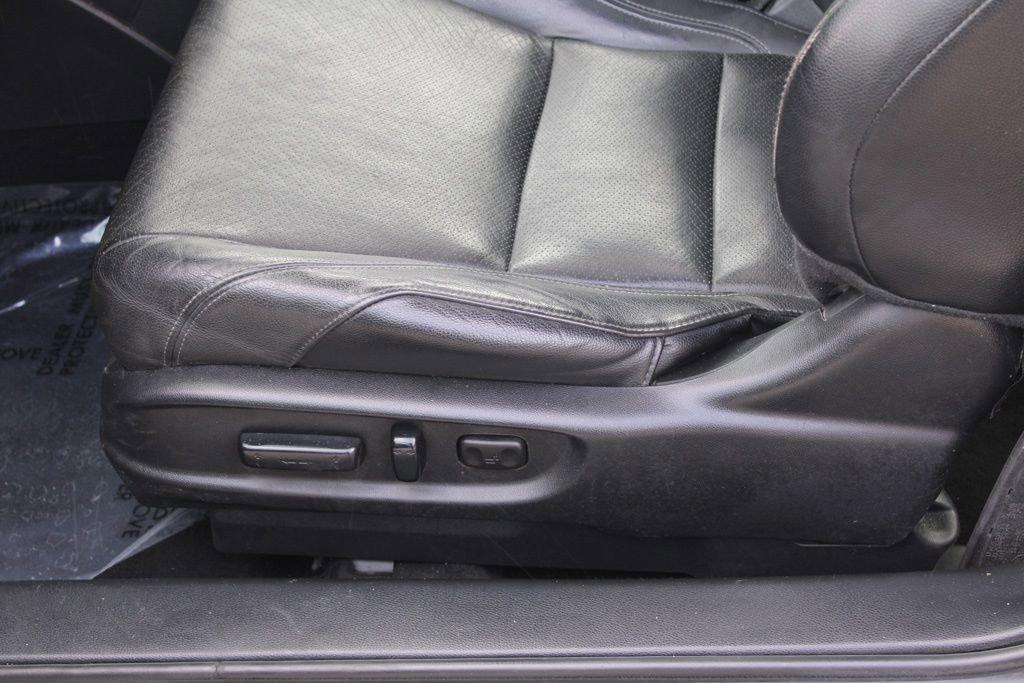 Used 2017 Honda Accord EX-L image 16