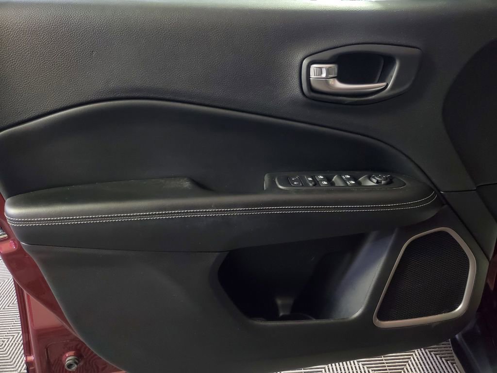 Used 2021 Jeep Compass 80th Special Edition image 15