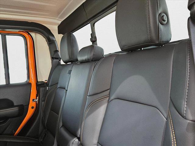 New 2025 Jeep Gladiator Sport image 15
