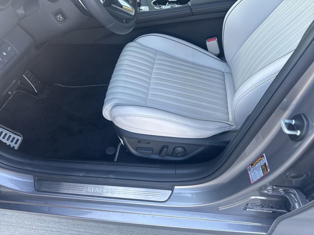 Used 2026 Genesis G70 3.3T Sport Prestige image 16