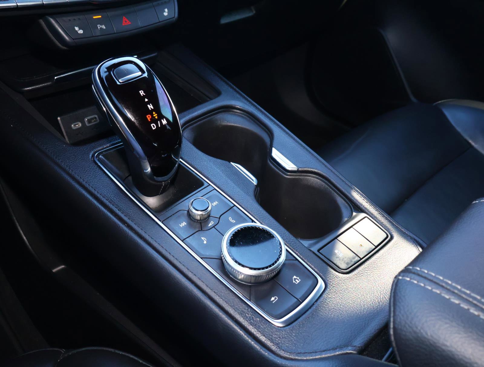 Used 2023 Cadillac XT4 Luxury w/ Cold Weather Package image 30