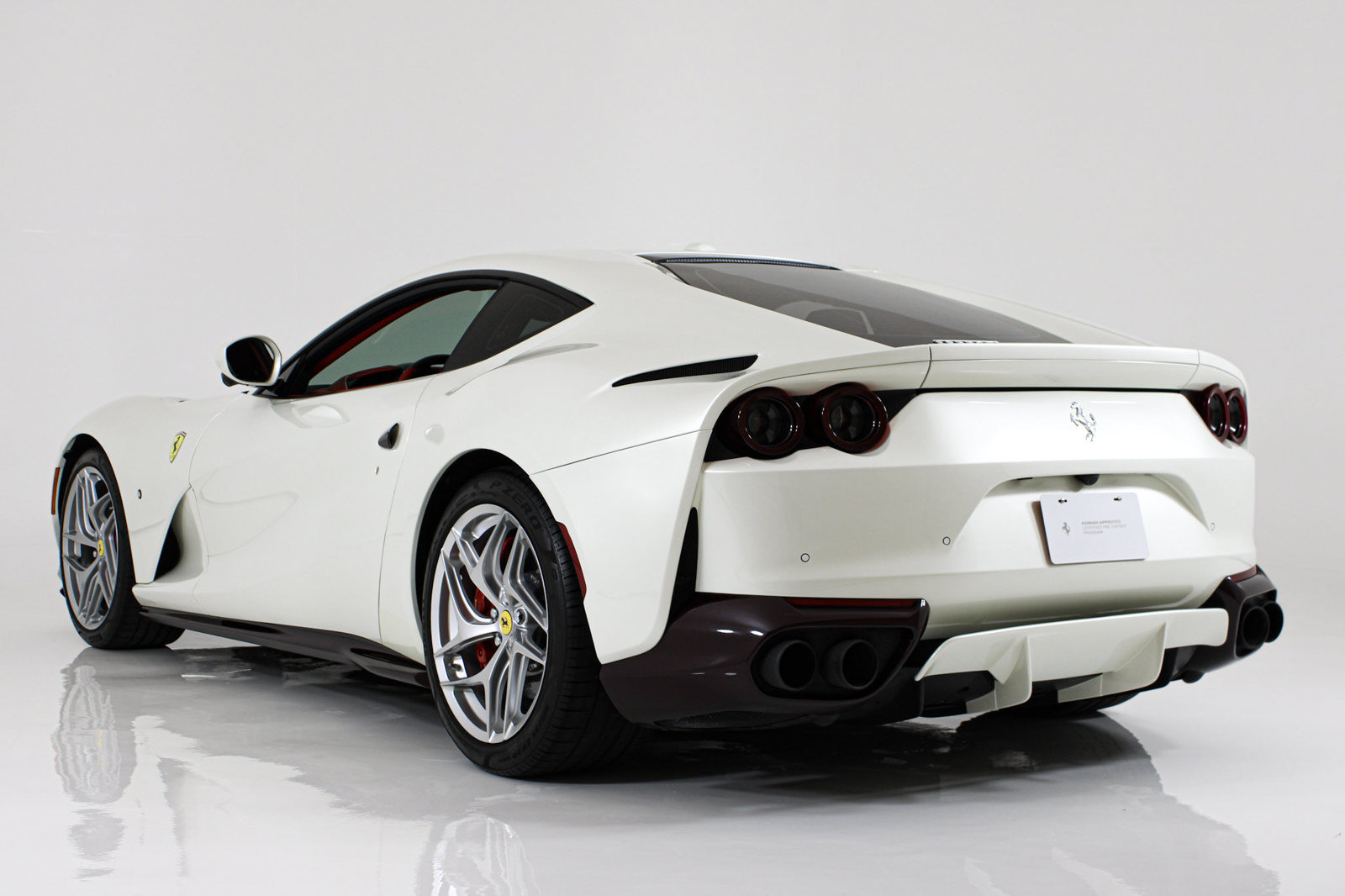 Certified 2020 Ferrari 812 Superfast RWD image 4