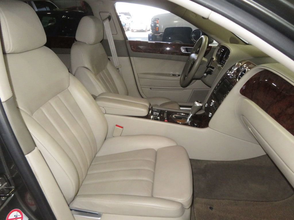 Used 2006 Bentley Flying Spur Flying Spur AWD/4WD image 32
