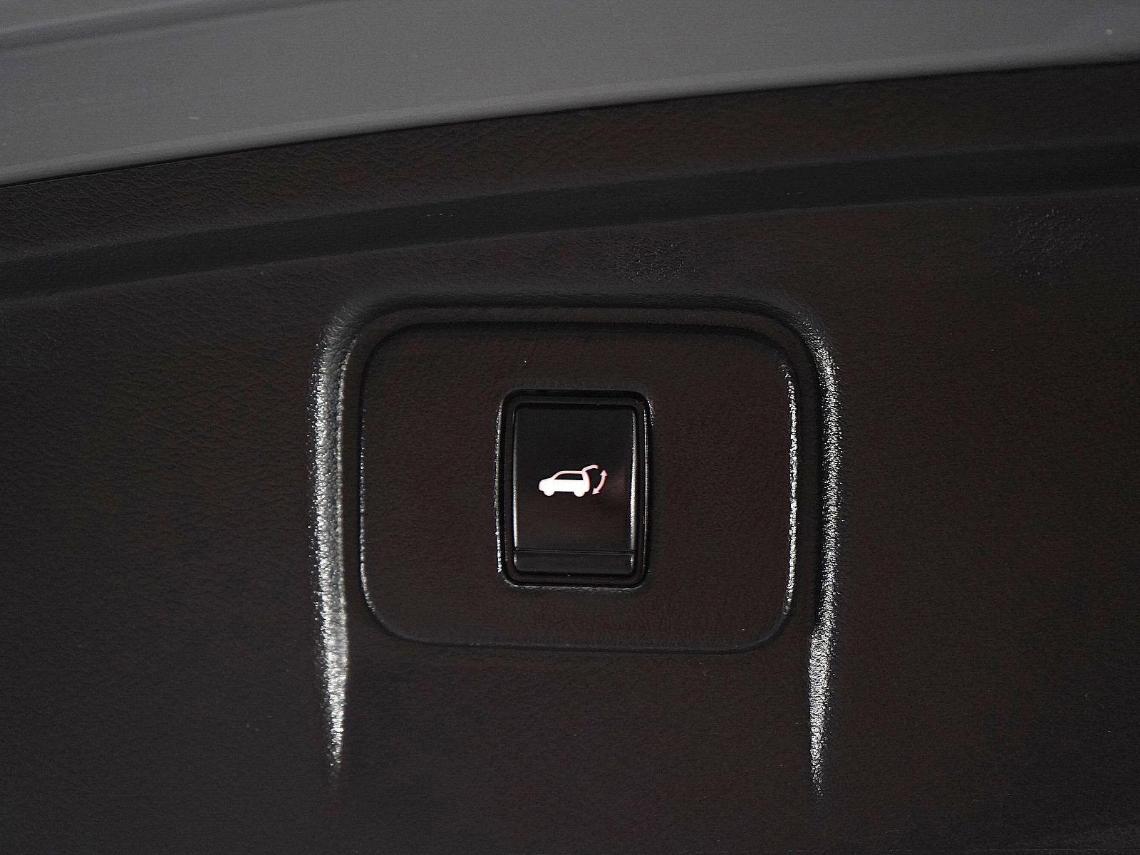 Used 2023 Nissan Murano Platinum image 16