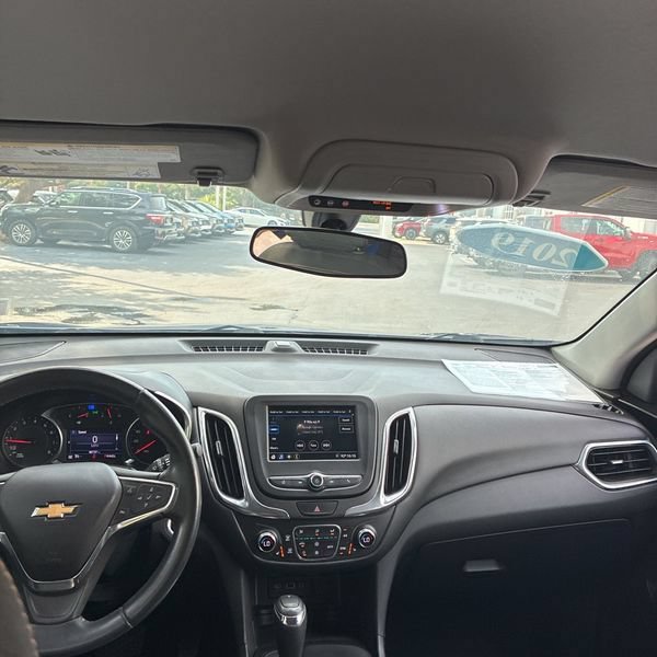 Used 2019 Chevrolet Equinox LT FWD image 29