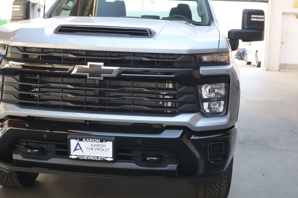 New 2026 Chevrolet Silverado 2500 Custom w/ Custom Value Package AWD/4WD image 8
