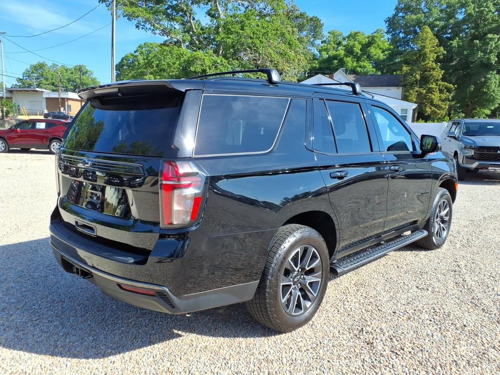 Used 2021 Chevrolet Tahoe Z71 w/ Luxury Package AWD/4WD image 10