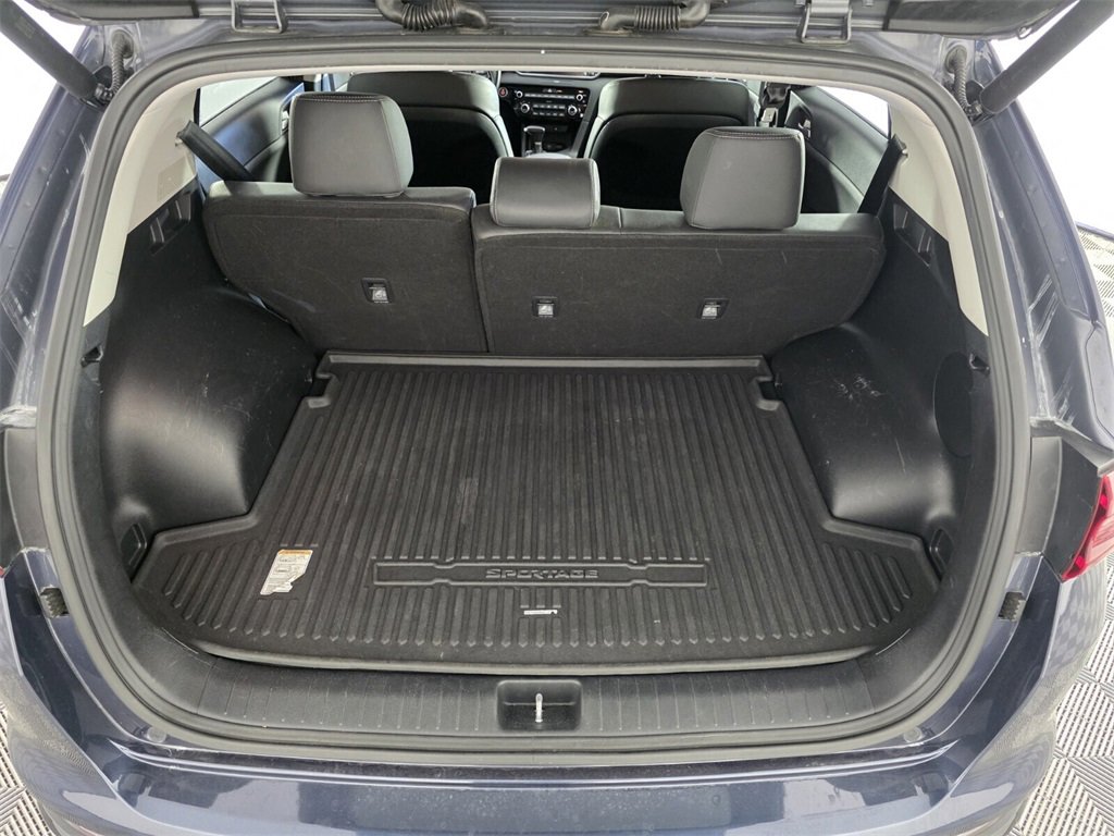 Used 2020 Kia Sportage EX image 16