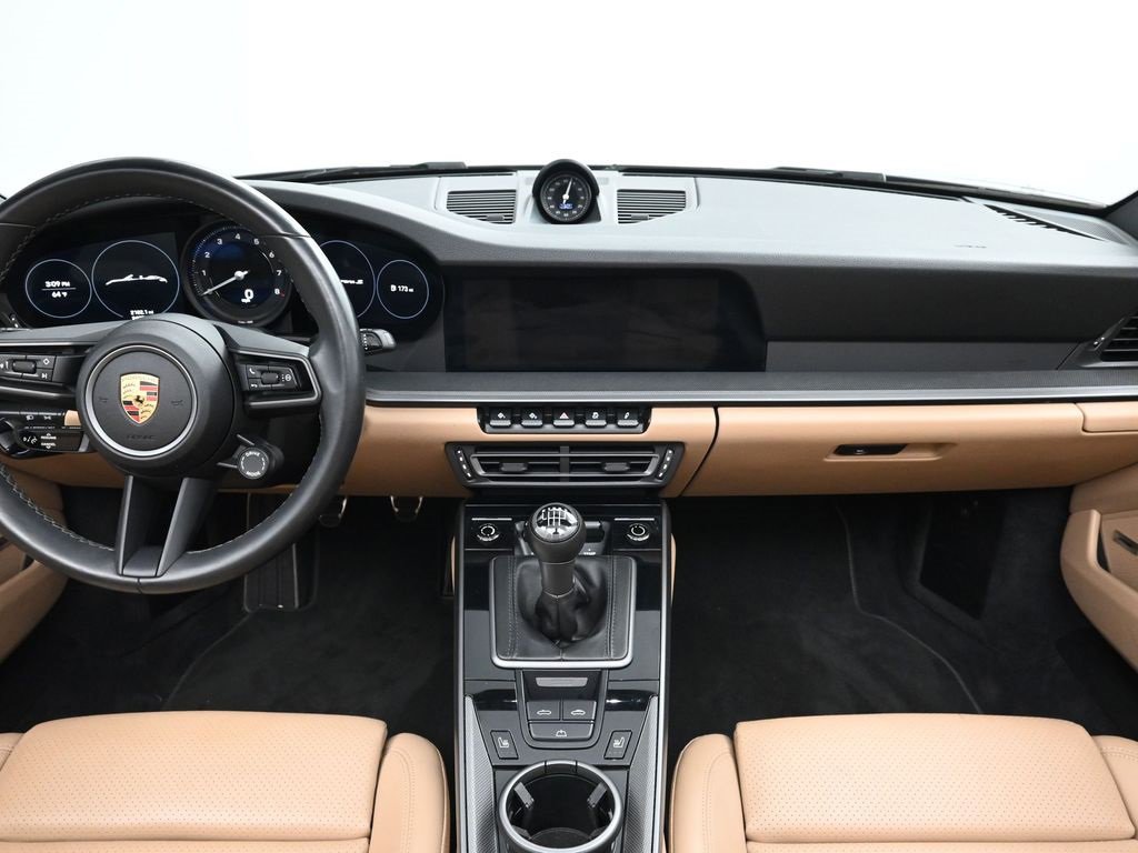 Used 2022 Porsche 911 Carrera S image 7