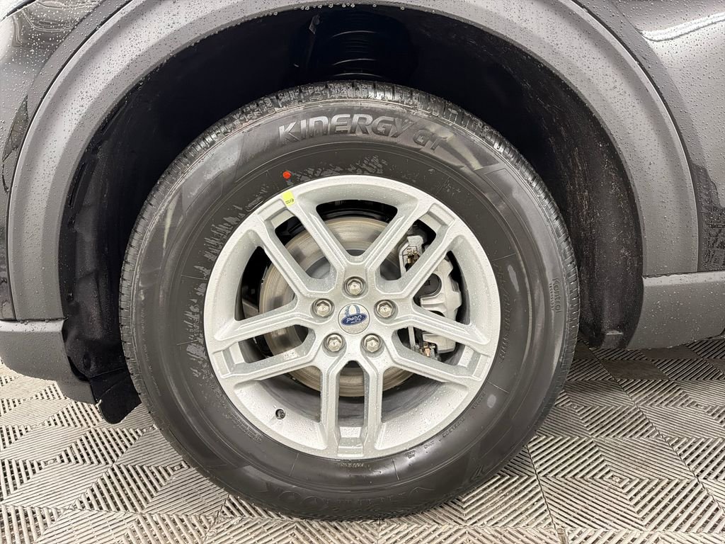 New 2026 Ford Explorer Active w/ Active Comfort Package RWD image 11