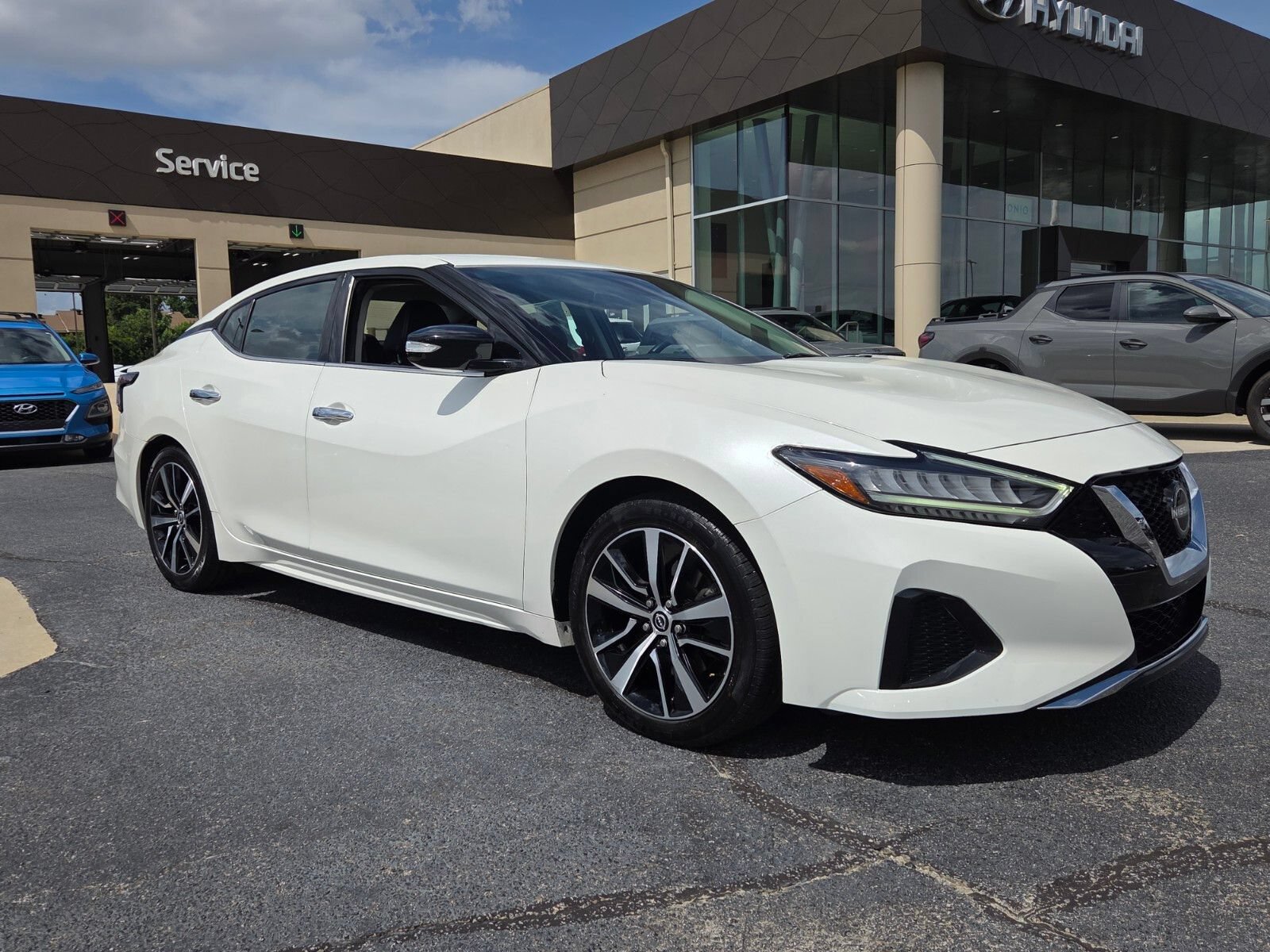 Used 2023 Nissan Maxima SV w/ Floor Mat Group
