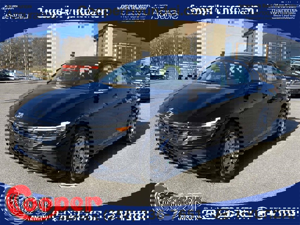 New 2026 Hyundai Elantra SE