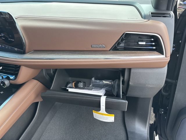 New 2026 Chevrolet Suburban High Country AWD/4WD image 49