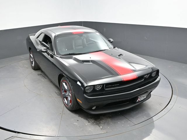 Used 2013 Dodge Challenger SXT RWD image 34