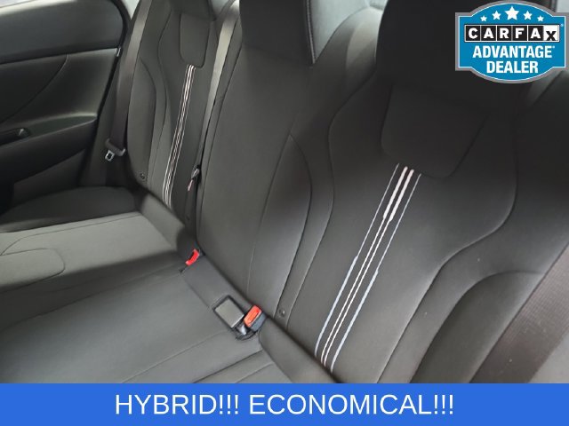 Used 2026 Hyundai Elantra Hybrid FWD image 14