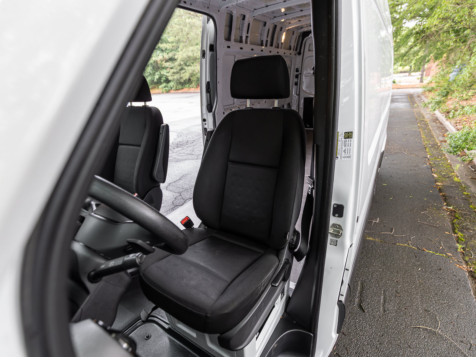 Used 2022 Mercedes-Benz Sprinter 2500 image 12