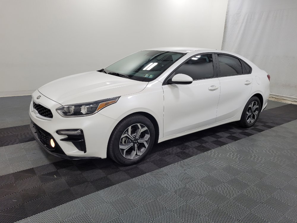 Used 2021 Kia Forte LXS FWD image 2